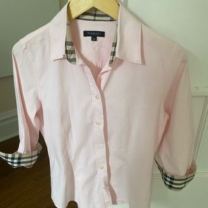 Burberry: Women’s shirt with 3/4 sleeves